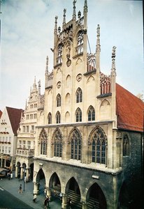 ಟೌನ್ ಹಾಲ್ ಟರ್ಕಿಯ ನೋಟ by German School